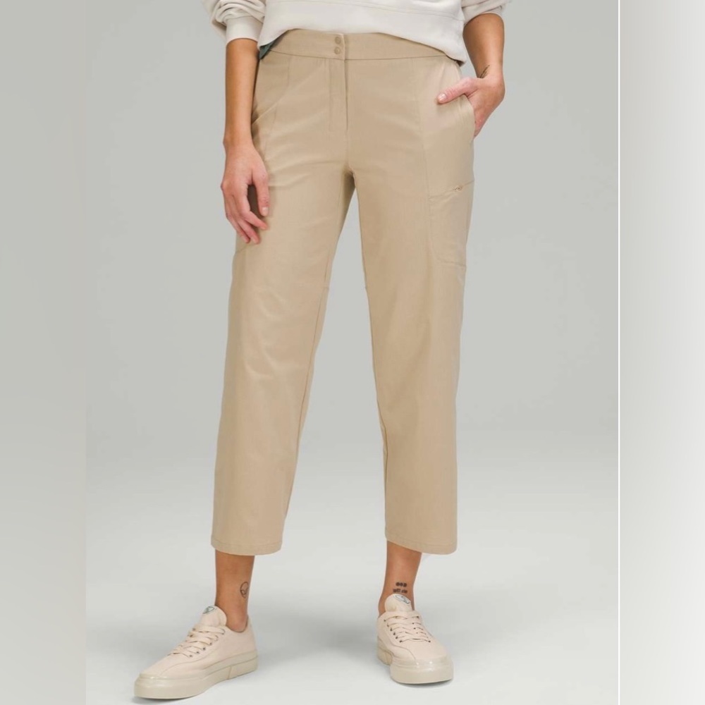 Ladies lululemon athletica Tan Cropped Pants
